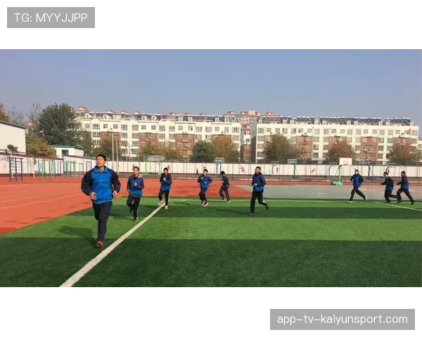 青年球员体能基线测评的国际标准对比，球员体能训练